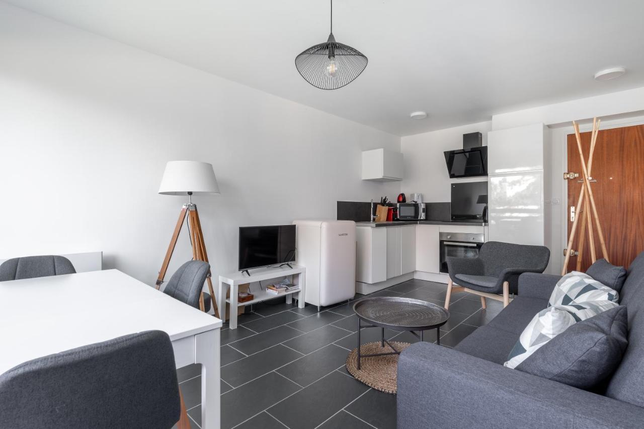 Appt Lumineux - Avec Balcon A 400M De La Plage Courseulles-sur-Mer Exterior foto